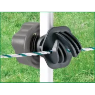 Eristin jousiteräs- ja lasikuitupylvääseen